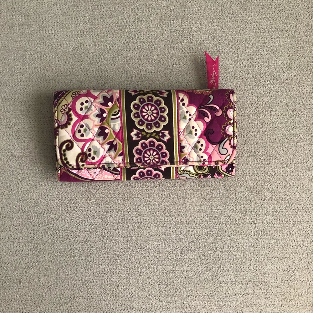 Very Berry Paisley Vera Bradley wallet